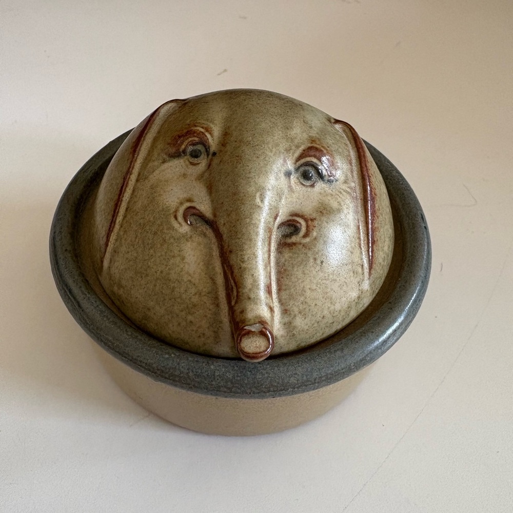 Vintage UCTCI Stoneware Elephant Trinket Box. This Trinket is a VERY RARE PIECE